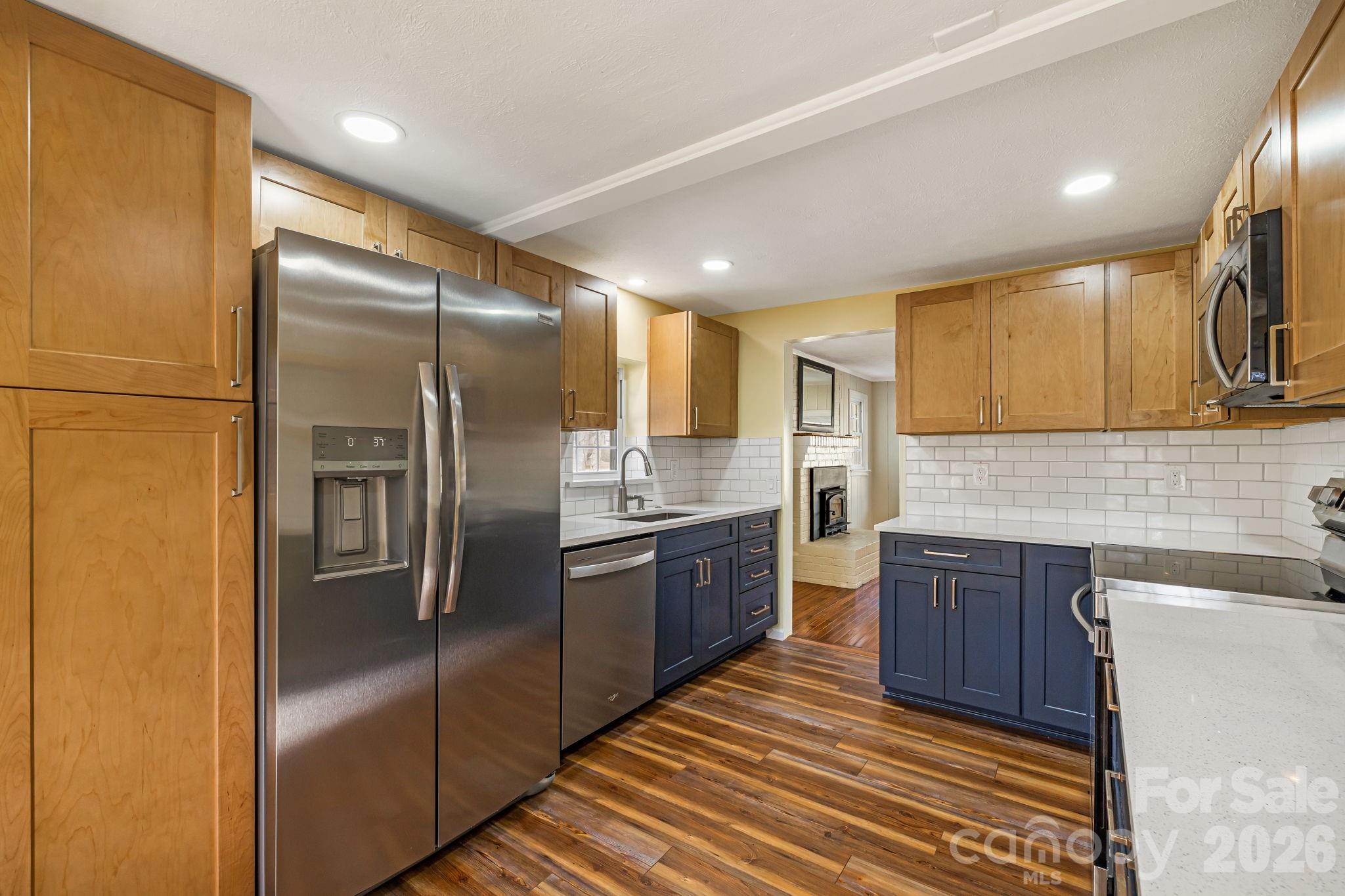 1015 Mountain View Street Hendersonville NC 28739