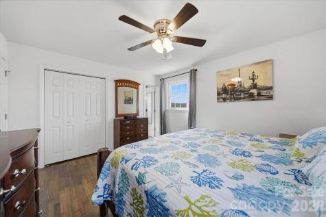 6719 Lakeview Terrace Hickory NC 28601