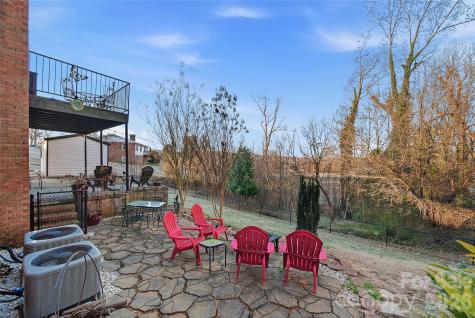 6719 Lakeview Terrace Hickory NC 28601