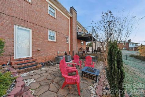 6719 Lakeview Terrace Hickory NC 28601