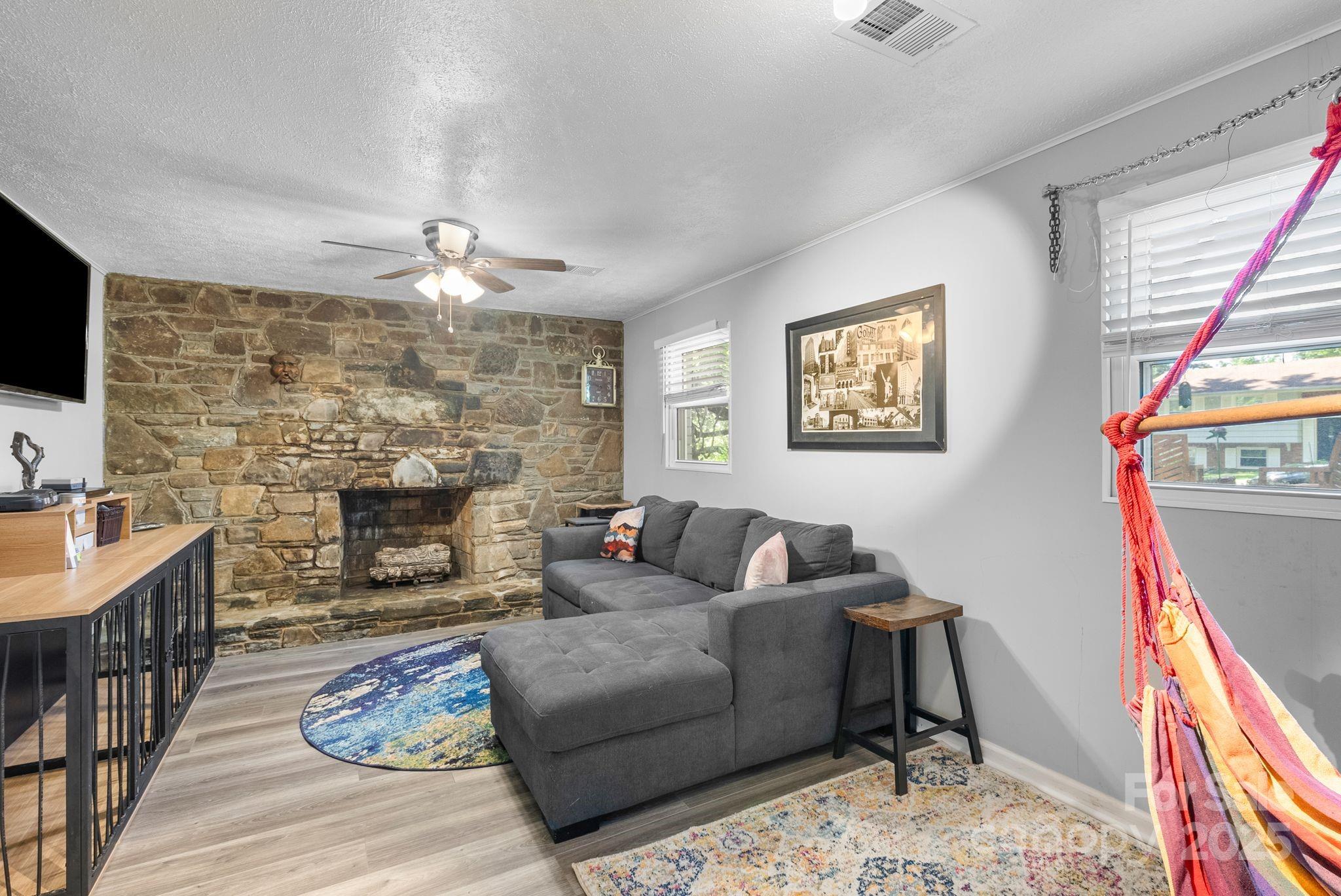 6 Morgan Boulevard Arden NC 28704