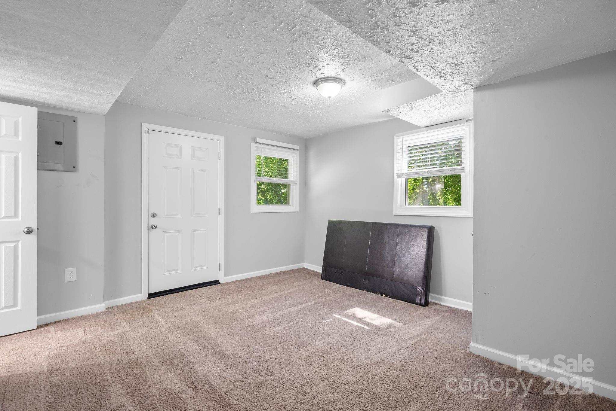 6 Morgan Boulevard Arden NC 28704