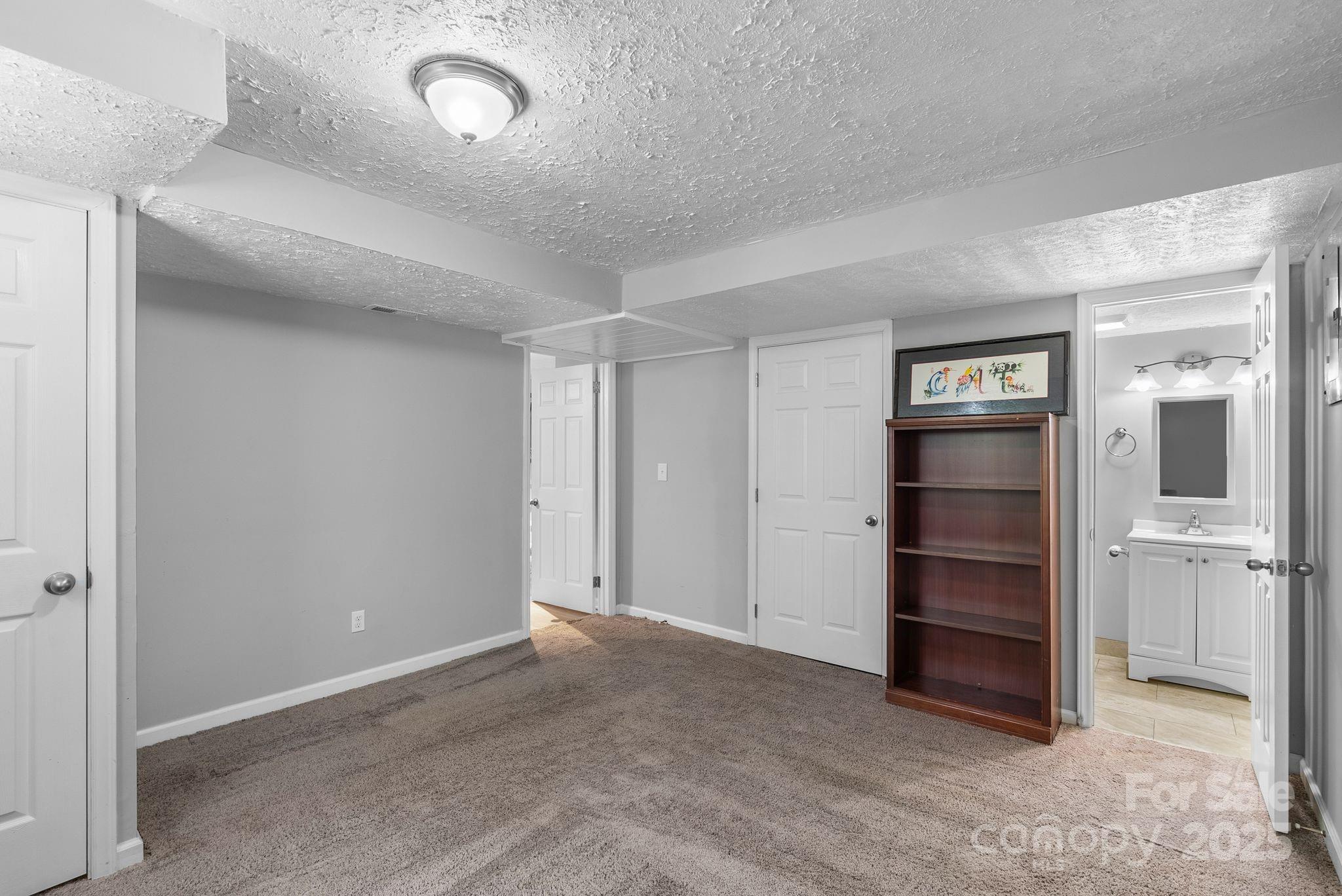 6 Morgan Boulevard Arden NC 28704