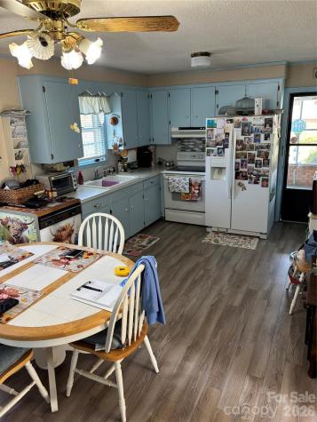 1954 Villa Drive Newton NC 28658
