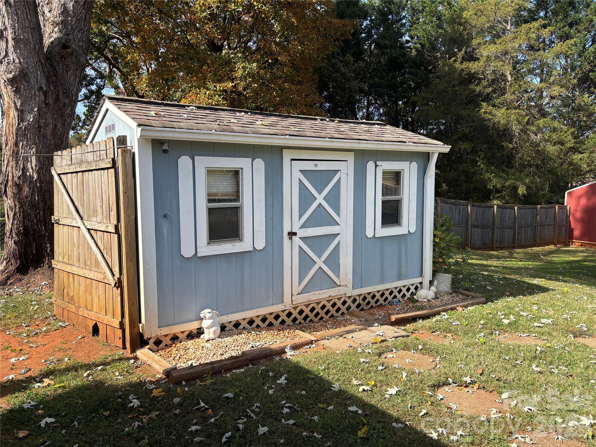 1954 Villa Drive Newton NC 28658