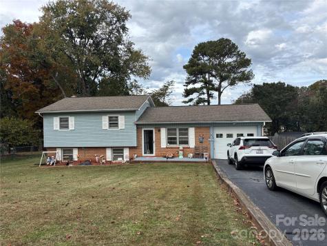 1954 Villa Drive Newton NC 28658