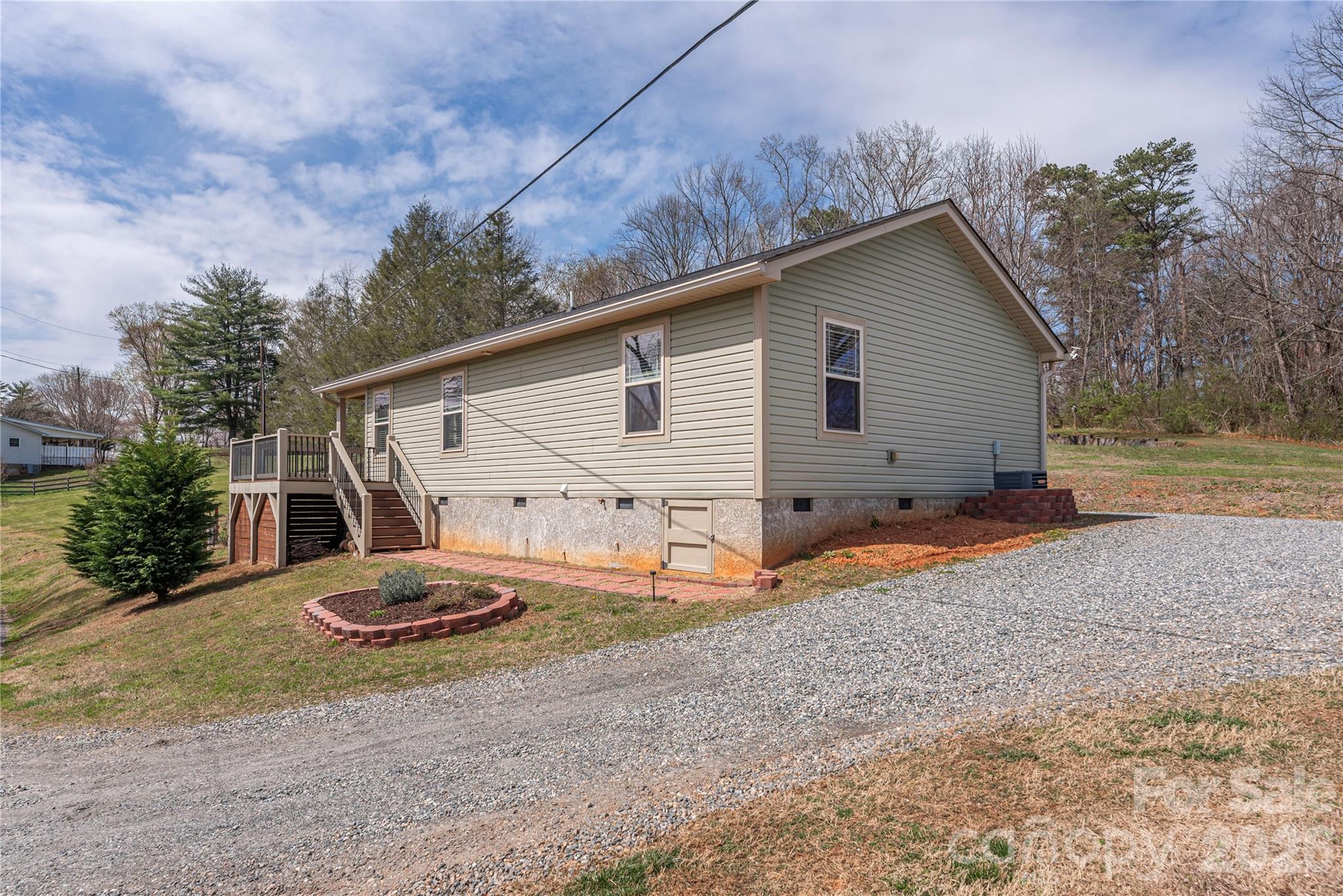 20 Golden Tree Lane Asheville NC 28806