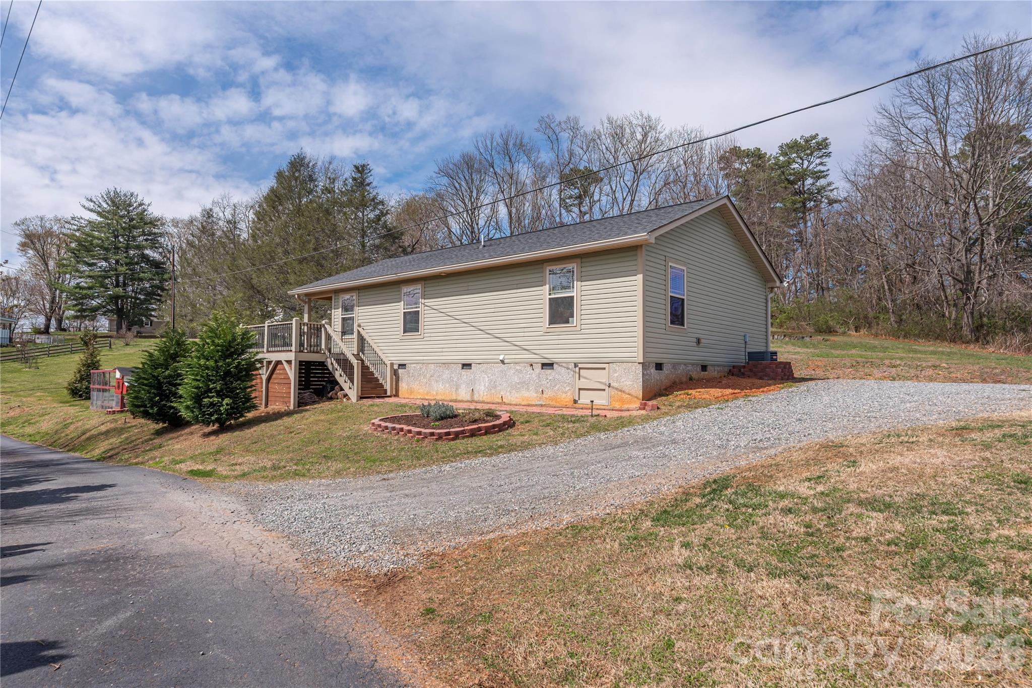 20 Golden Tree Lane Asheville NC 28806