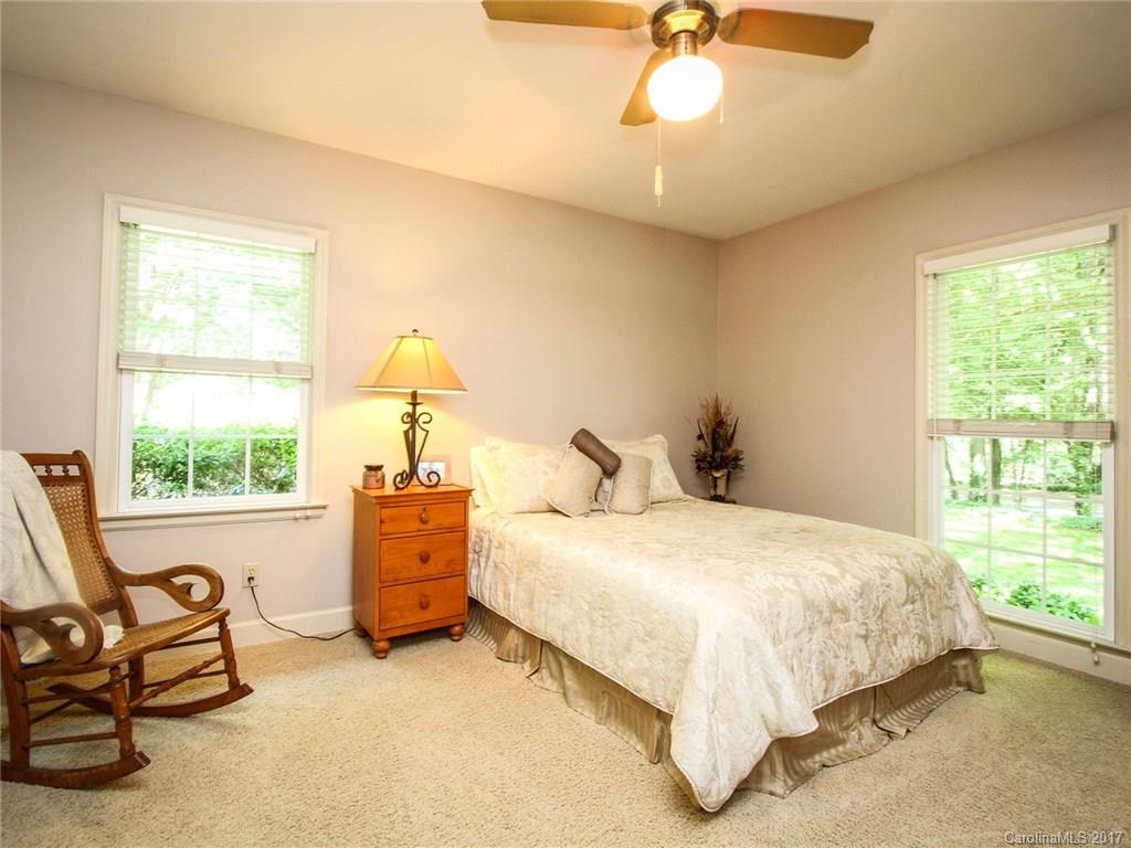 2122 Cloister Drive Charlotte NC 28211
