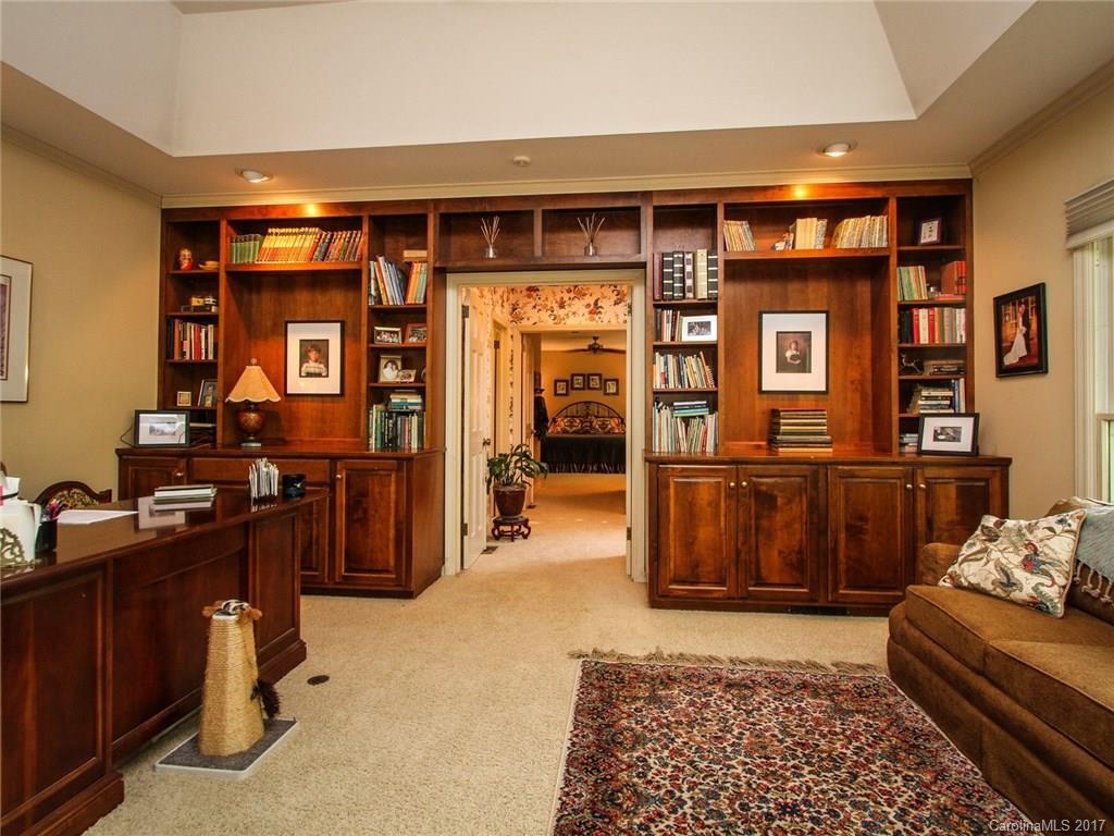 2122 Cloister Drive Charlotte NC 28211