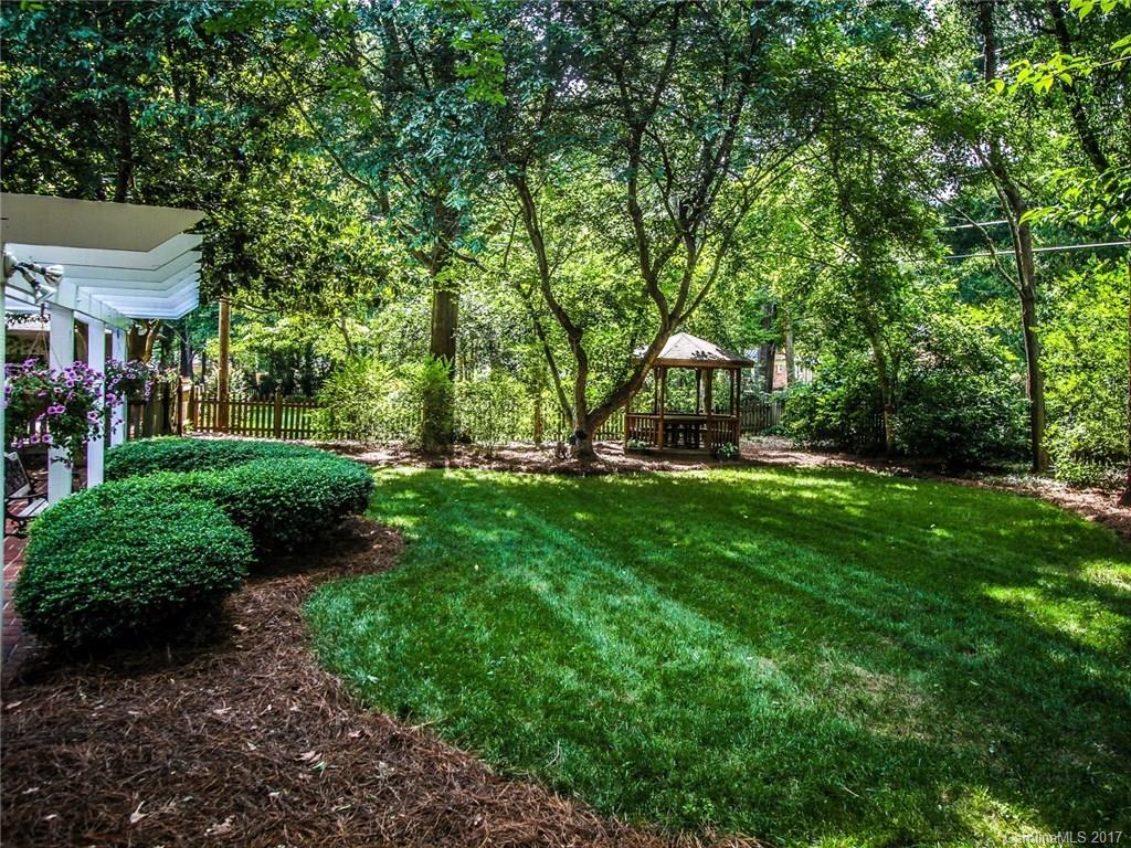 2122 Cloister Drive Charlotte NC 28211
