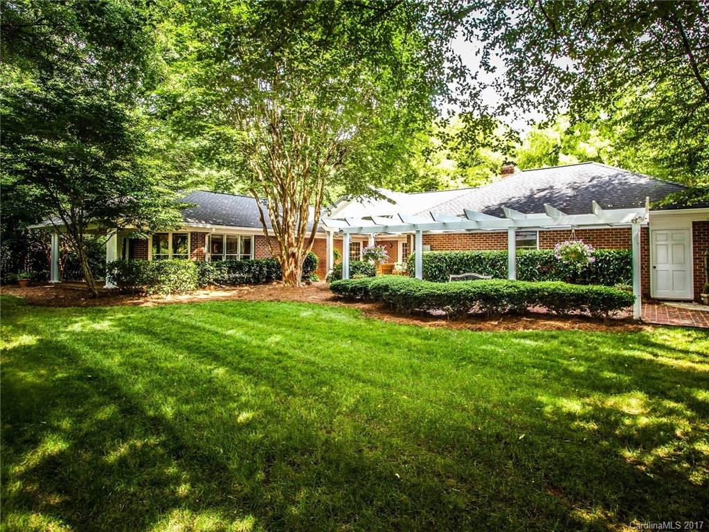 2122 Cloister Drive Charlotte NC 28211