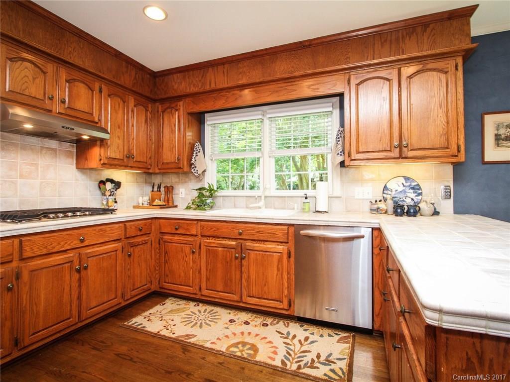 2122 Cloister Drive Charlotte NC 28211
