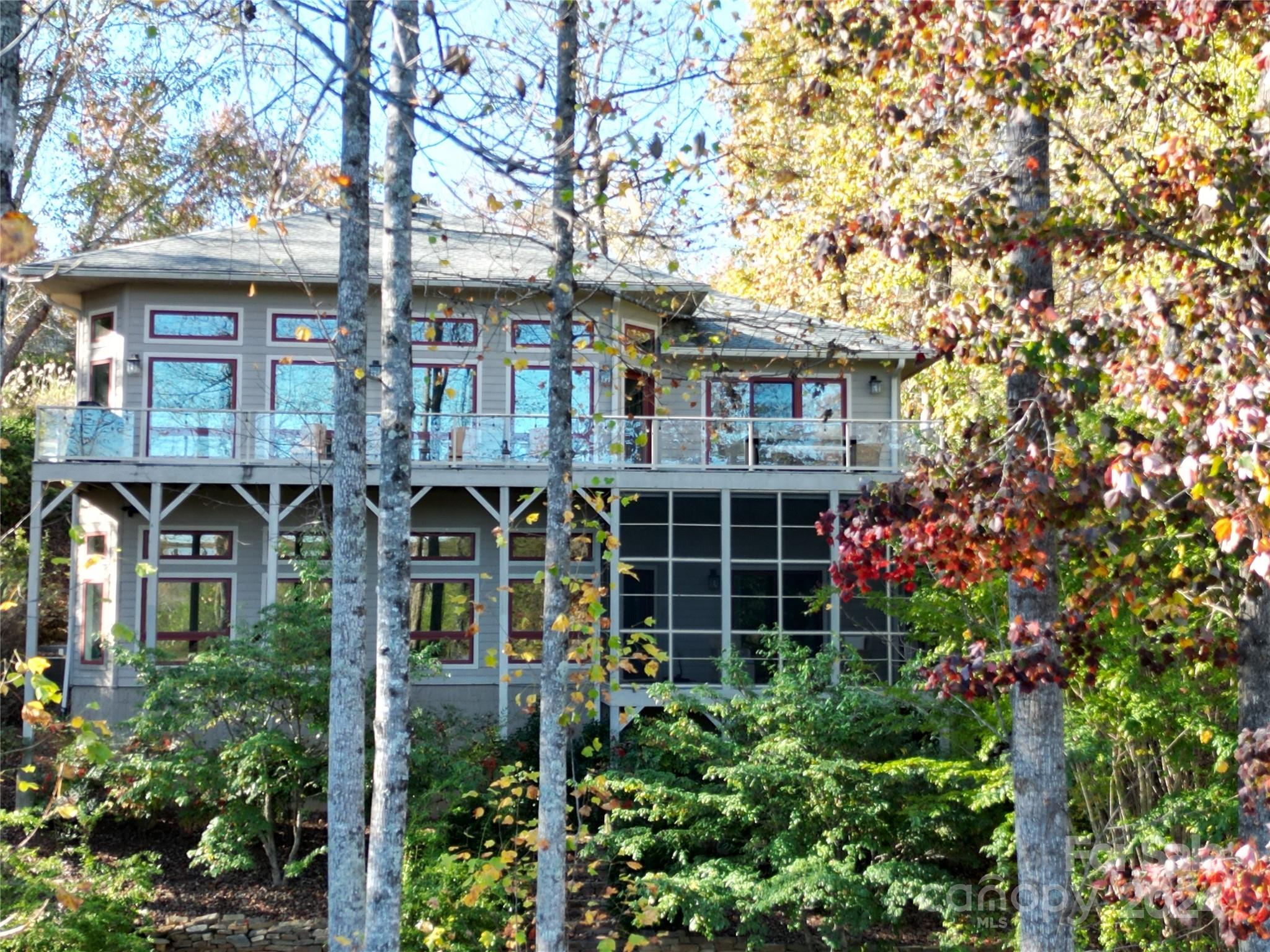 216 Woodland Circle Lake Lure NC 28746