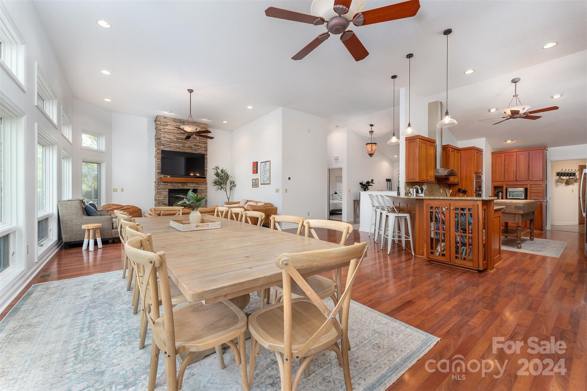 216 Woodland Circle Lake Lure NC 28746