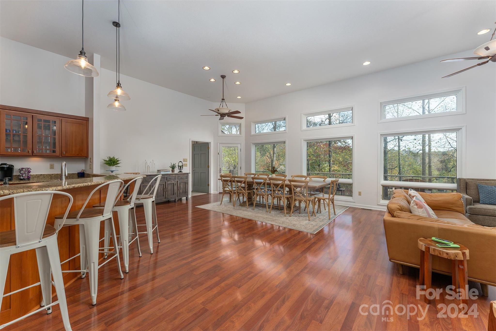 216 Woodland Circle Lake Lure NC 28746