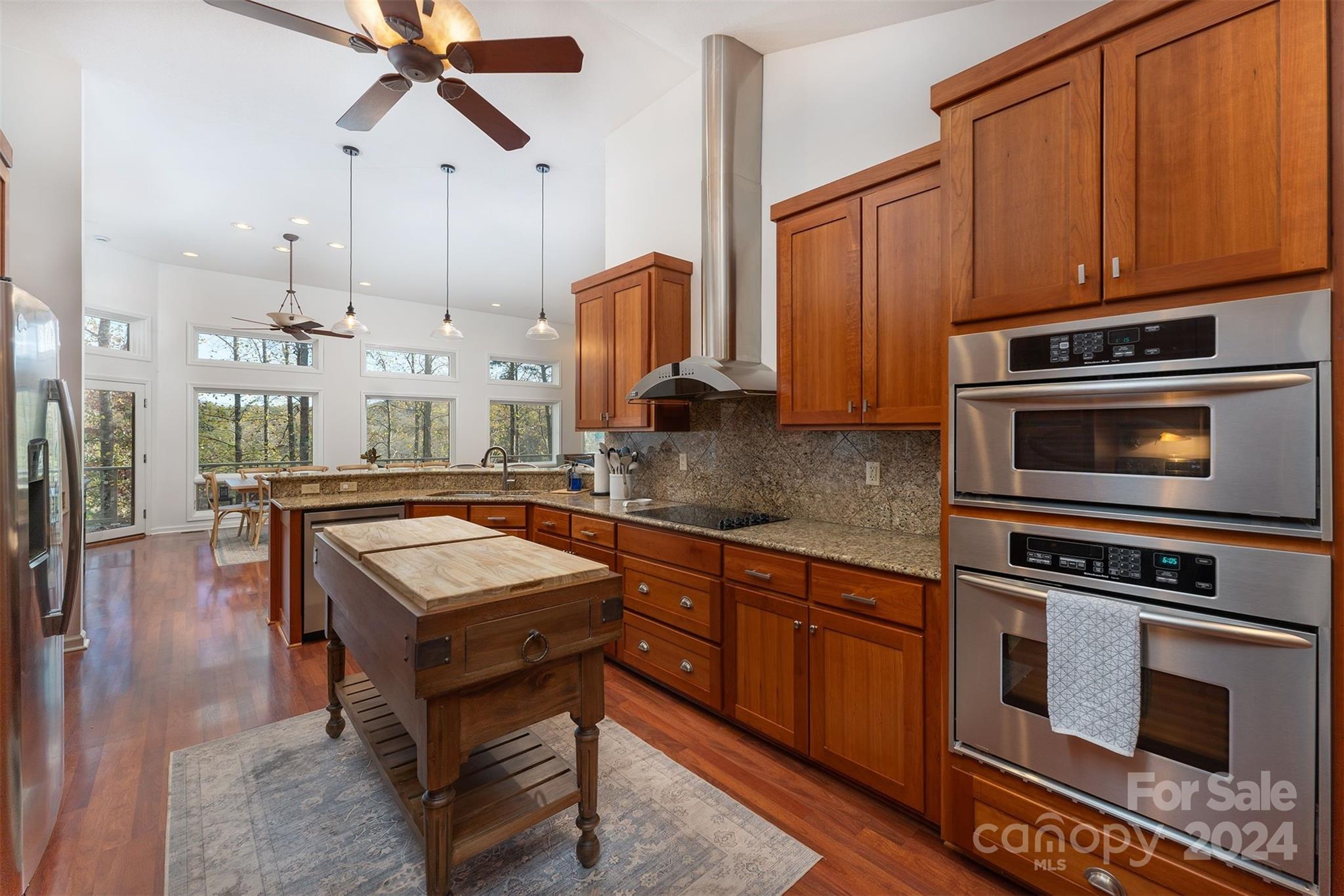 216 Woodland Circle Lake Lure NC 28746