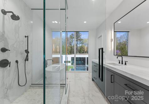 4817 Carmel Park Drive Charlotte NC 28226