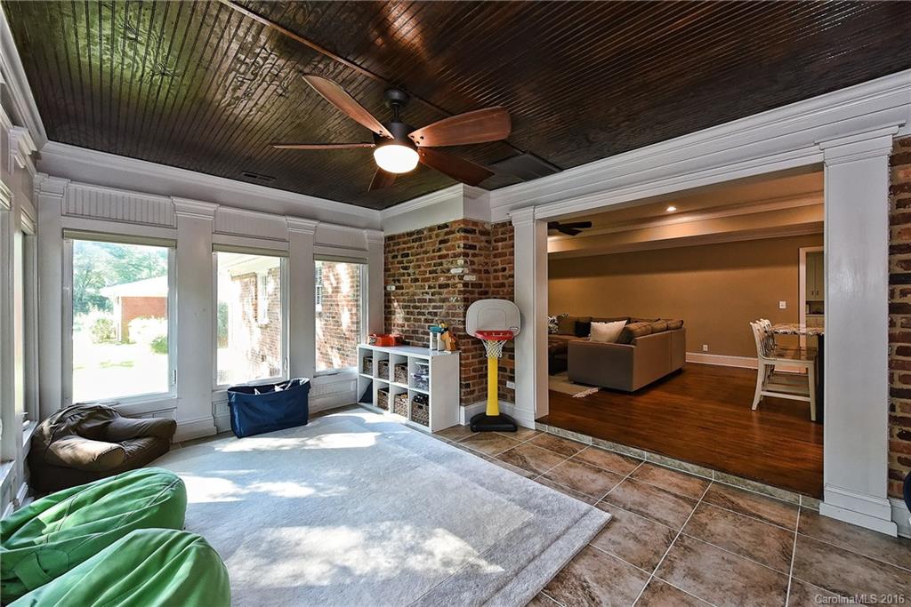 5111 Beckford Drive Charlotte NC 28226