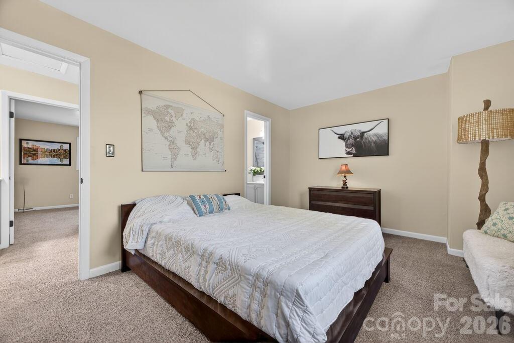 16 Spears Avenue Asheville NC 28801
