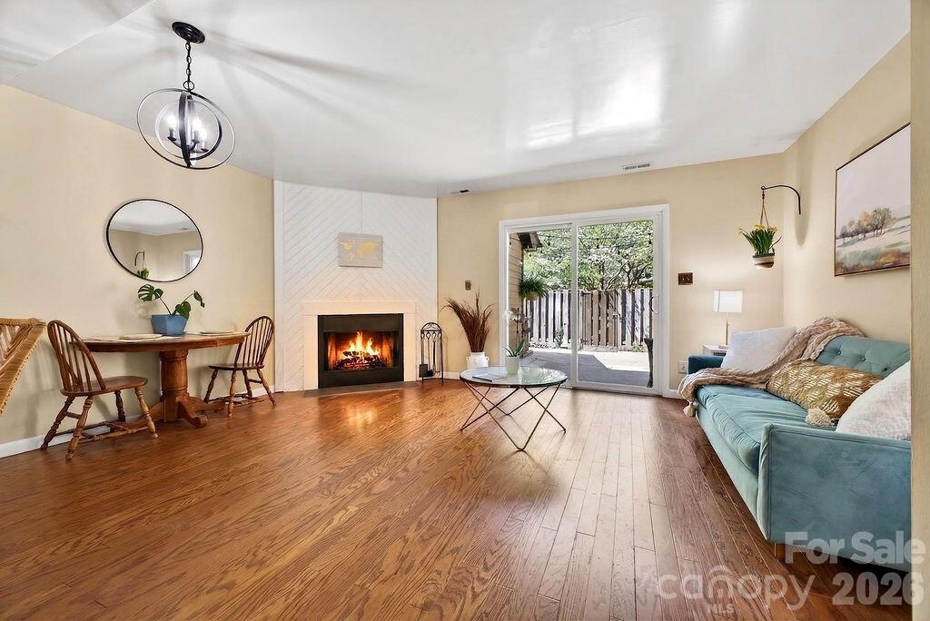 16 Spears Avenue Asheville NC 28801