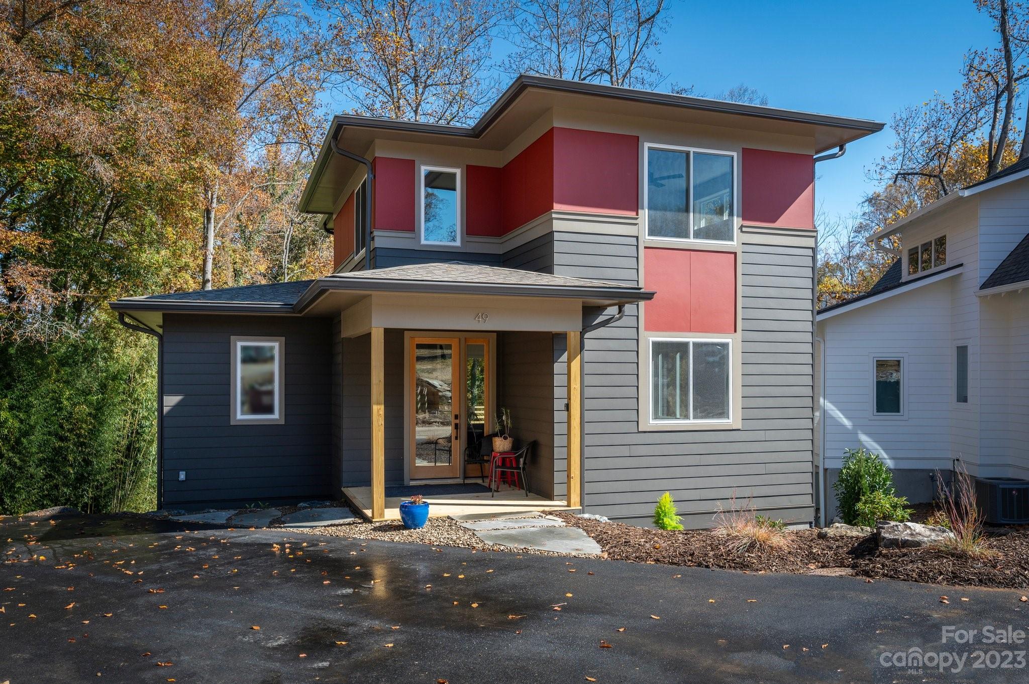 49 Orrinel Way Asheville NC 28806
