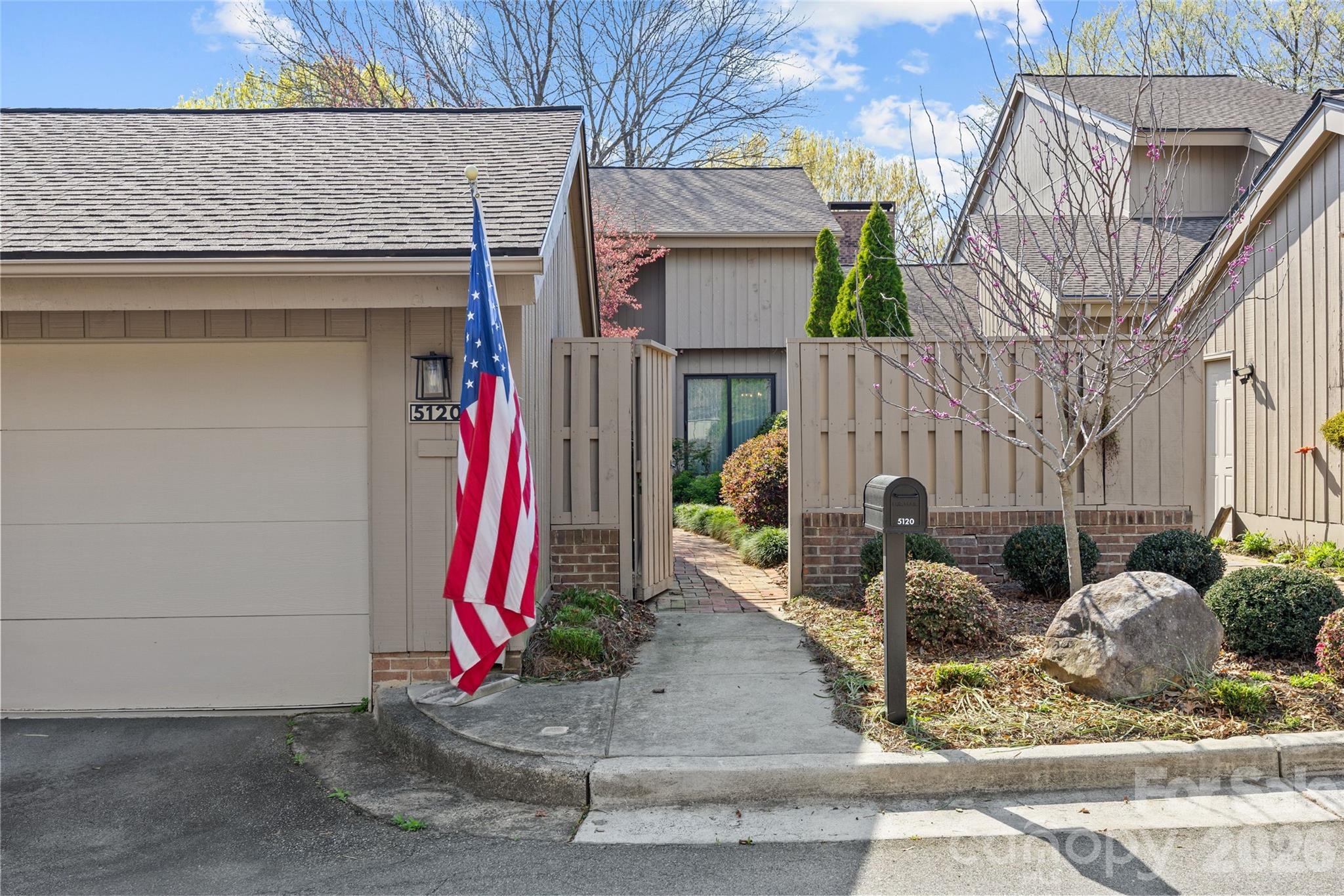 5120 Dunes Court Charlotte NC 28226