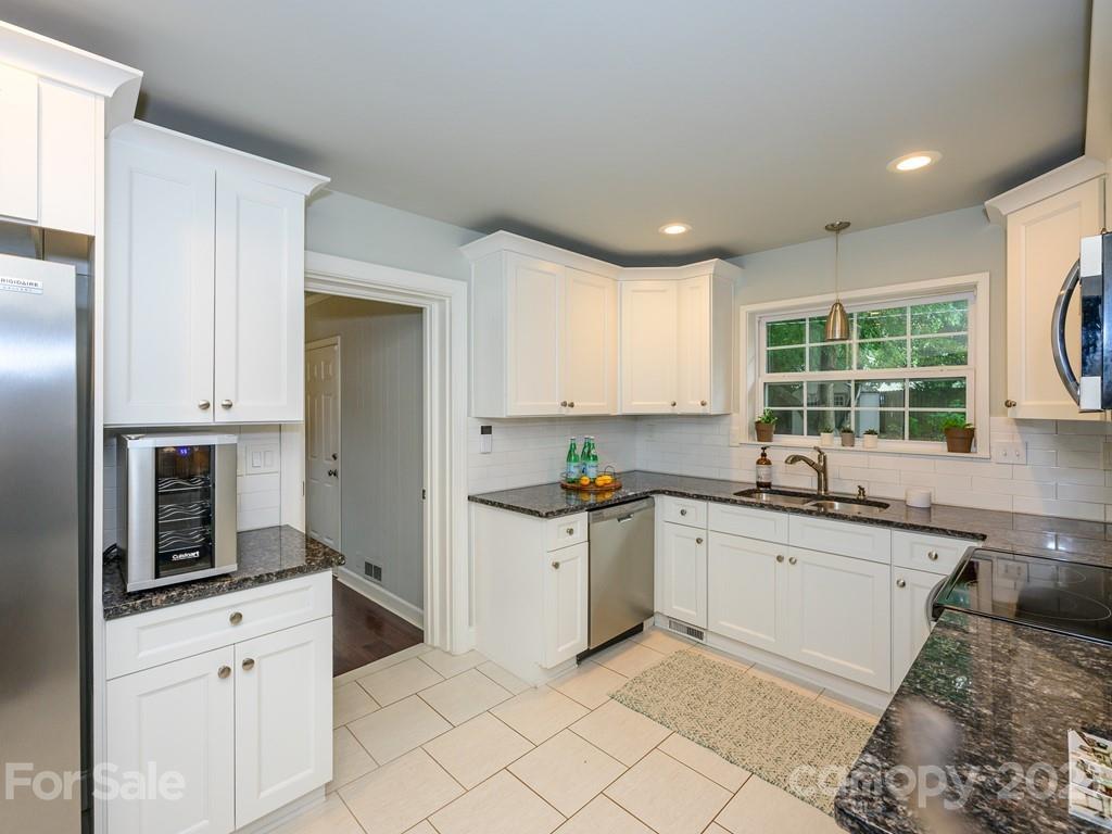 5814 Murrayhill Road Charlotte NC 28210