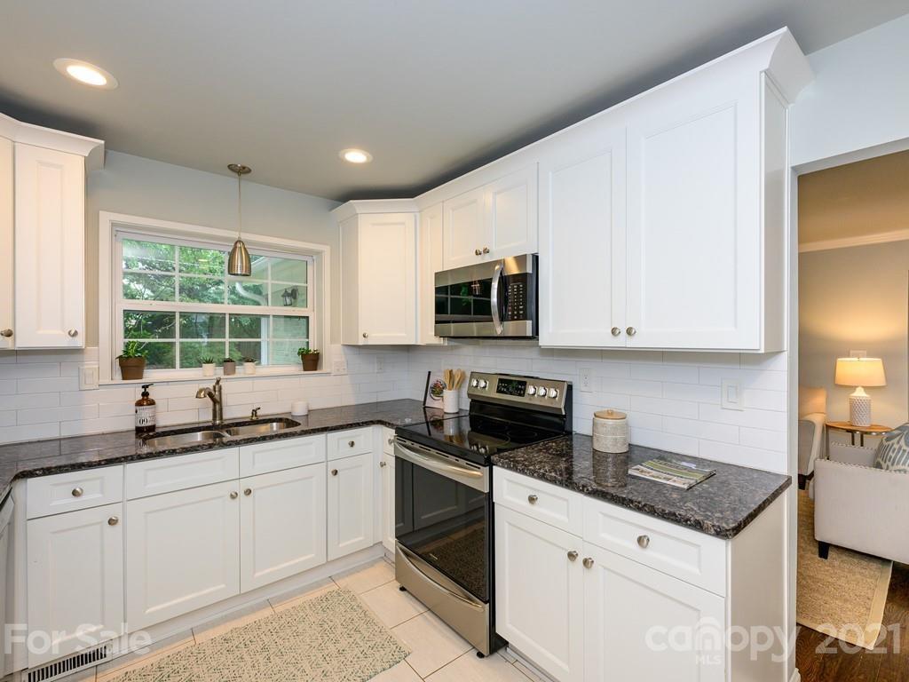 5814 Murrayhill Road Charlotte NC 28210