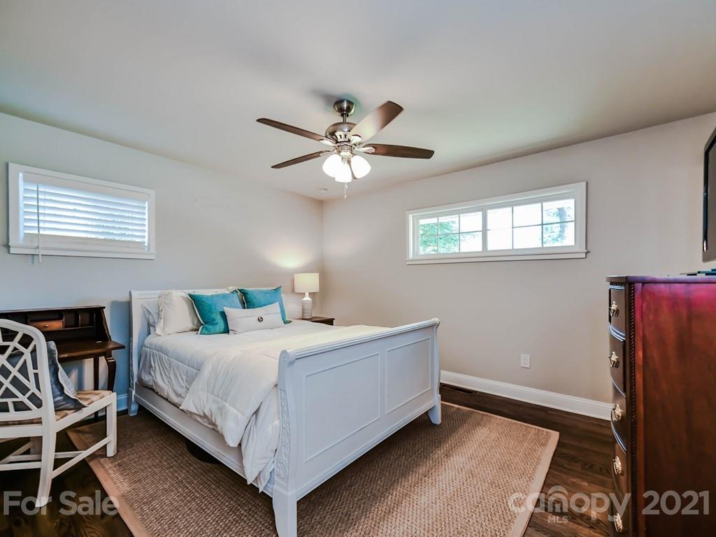 5814 Murrayhill Road Charlotte NC 28210