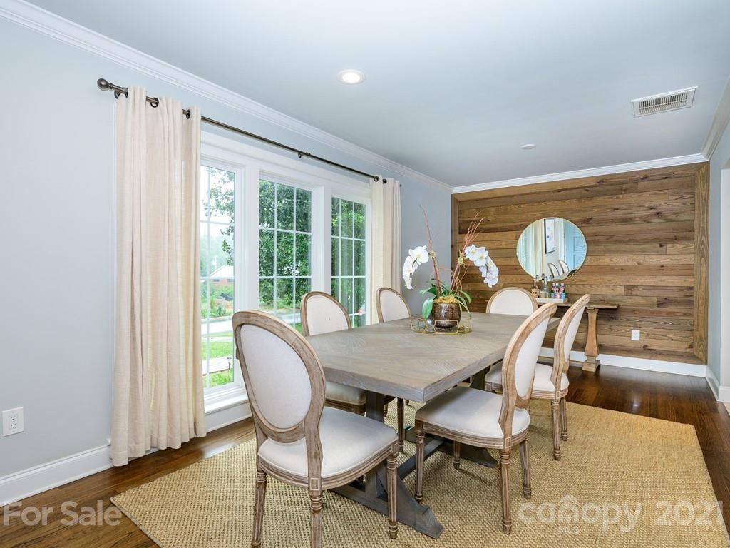 5814 Murrayhill Road Charlotte NC 28210