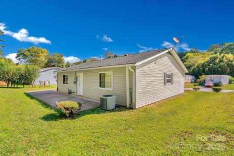 88 Lees Creek Road Asheville NC 28806