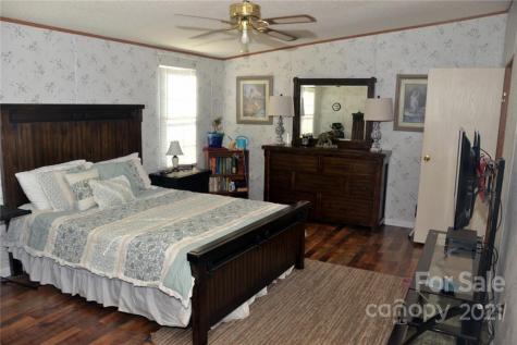 1107 Richard Road Salisbury NC 28147