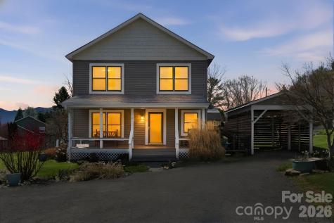 11 Carolina Corner Black Mountain NC 28711
