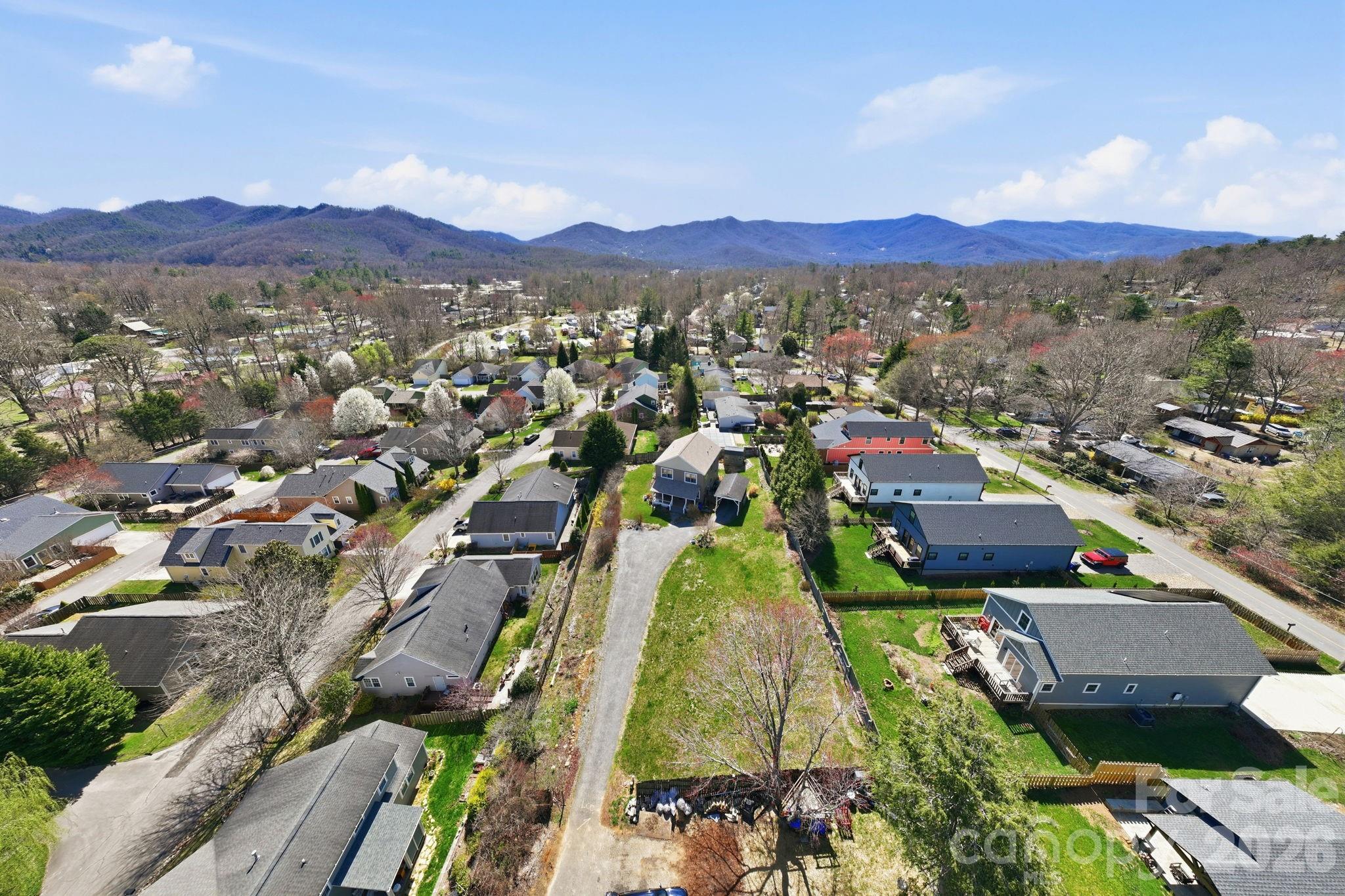 11 Carolina Corner Black Mountain NC 28711
