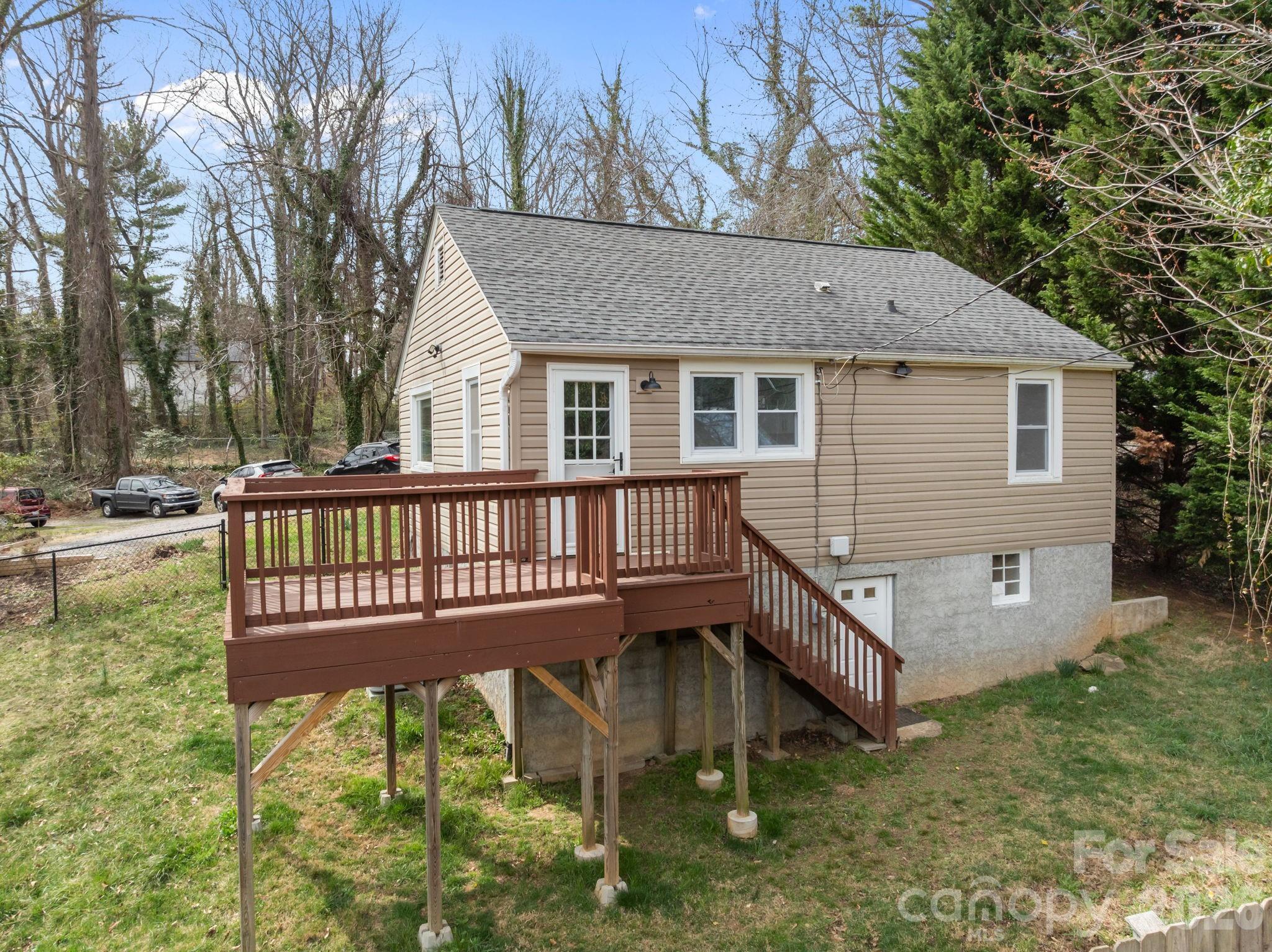 85 Old Haw Creek Road Asheville NC 28805