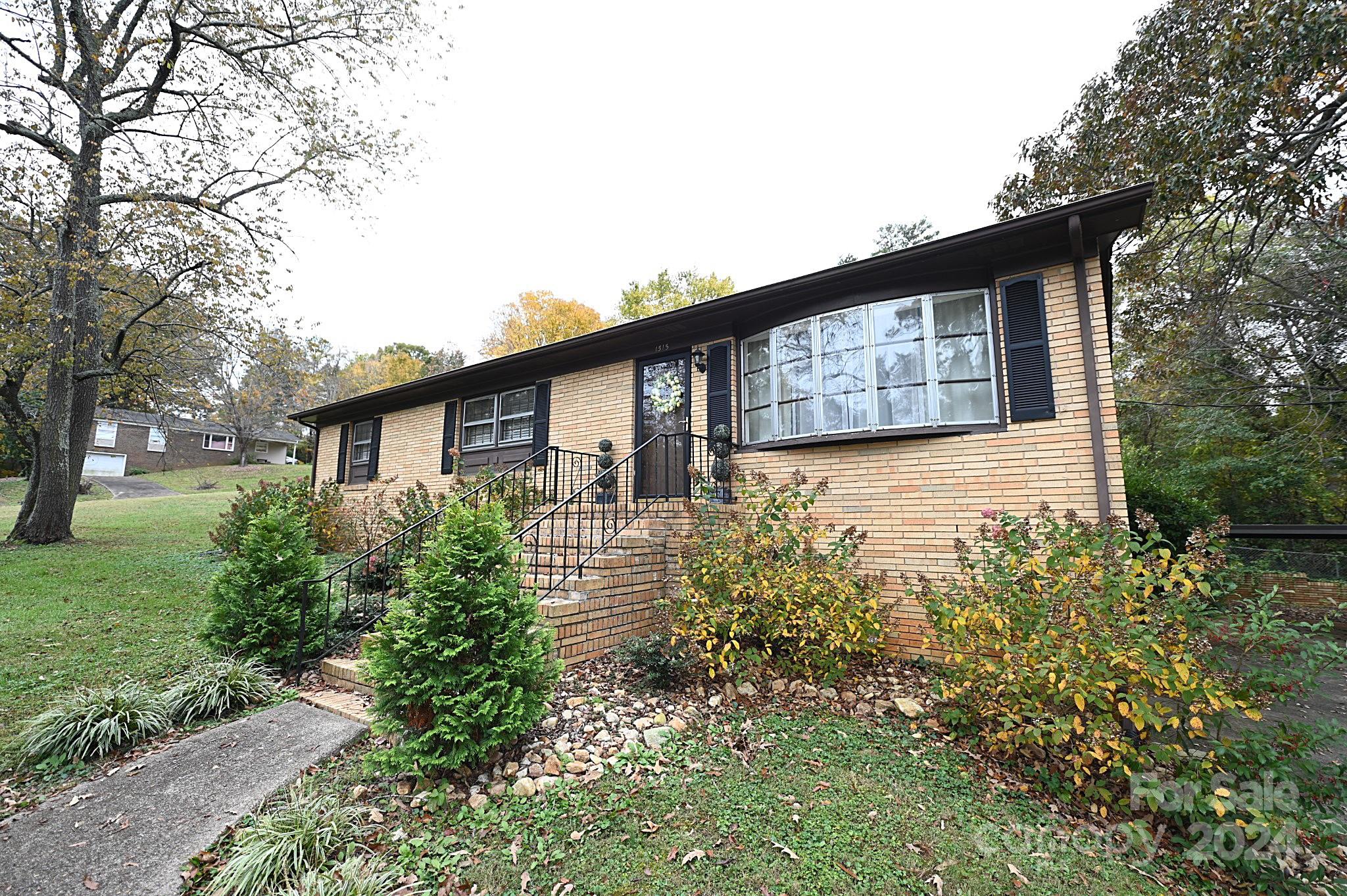 1515 10th Street Place NW Hickory NC 28601
