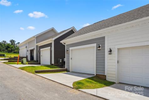 131 Cherry Springs Lane Asheville NC 28804