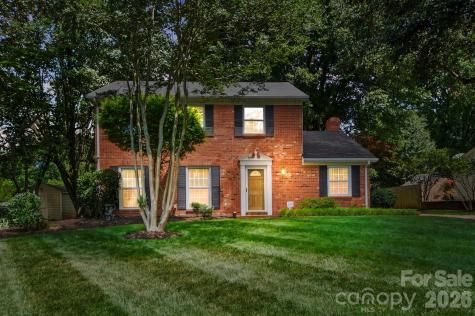 8616 Longbriar Drive Charlotte NC 28212