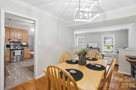 8616 Longbriar Drive Charlotte NC 28212