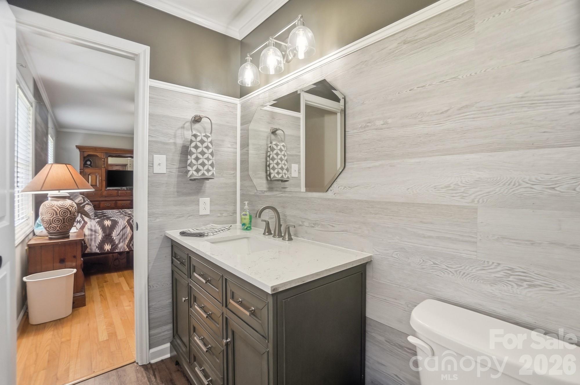 8616 Longbriar Drive Charlotte NC 28212