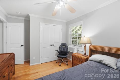 8616 Longbriar Drive Charlotte NC 28212
