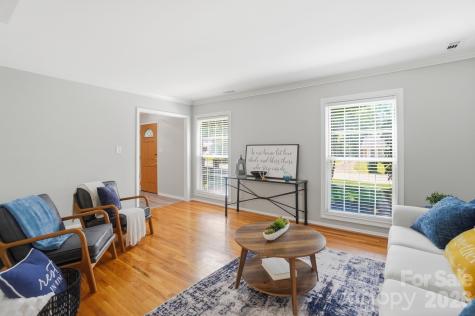 8616 Longbriar Drive Charlotte NC 28212