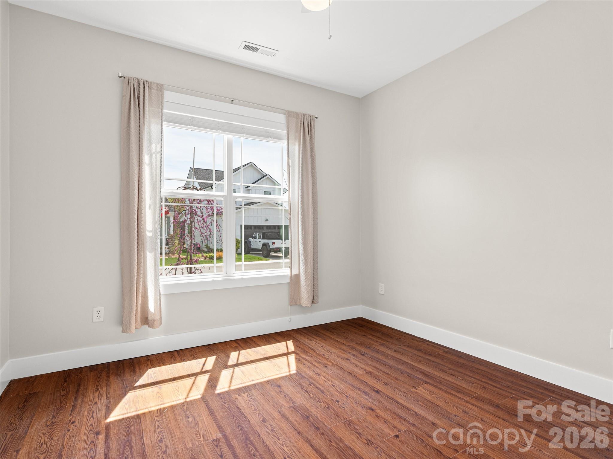 237 Leyland Circle Hendersonville NC 28792