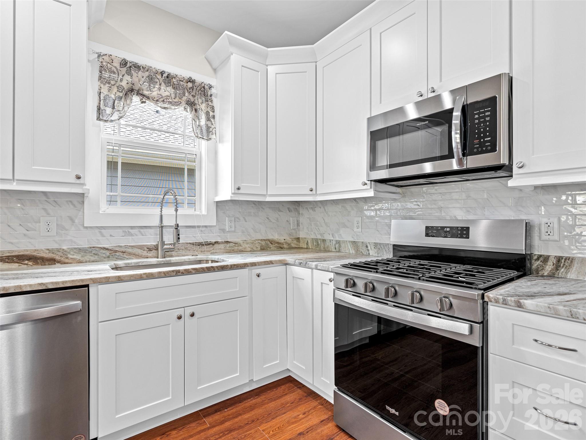 237 Leyland Circle Hendersonville NC 28792