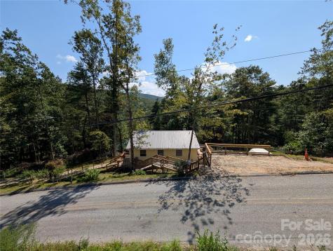 260 Oak Ridge Road Hendersonville NC 28792