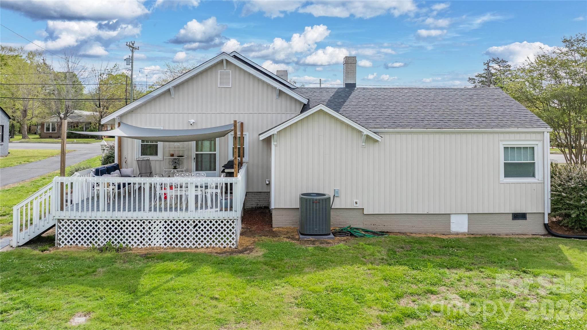 271 N Main Street Denton NC 27239