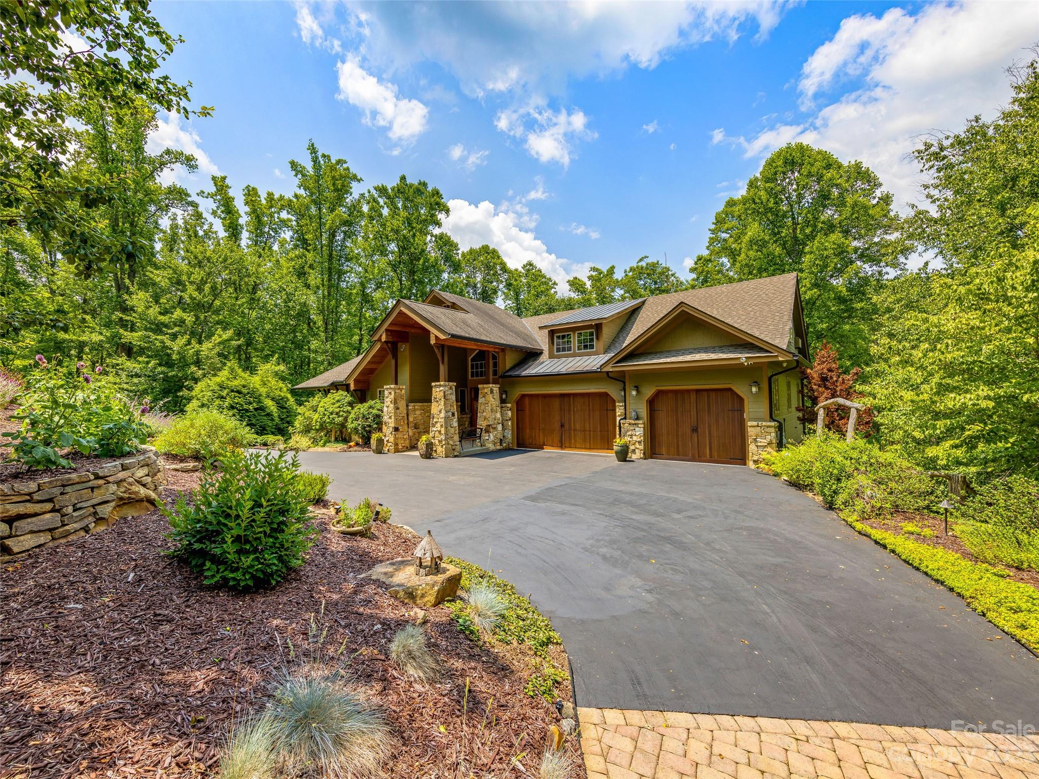 9 Silver Dollar Lane Asheville NC 28804