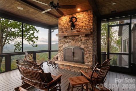 376 Wandering Trail Waynesville NC 28785