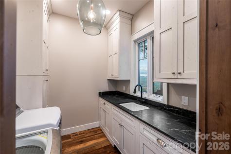 376 Wandering Trail Waynesville NC 28785